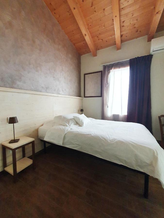 Osteria E Locanda Del Viaggiatore Russi Zewnętrze zdjęcie